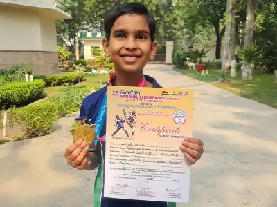 Yakshit Sachan with his National Taekwondo Championship award