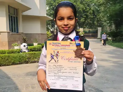 Ridal Sachdeva with his National Taekwondo Championship award